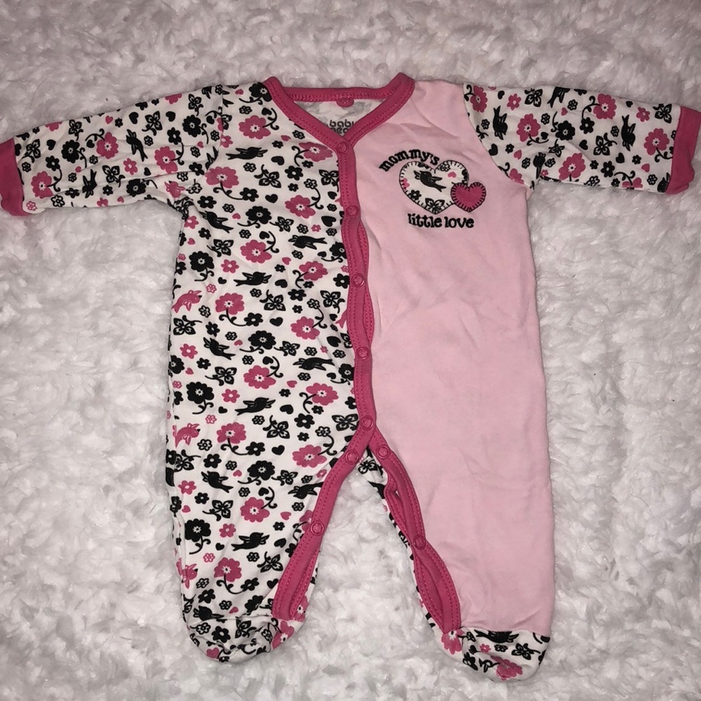 “Mommy’s Little Love” Footed Sleeper (0-3mo)